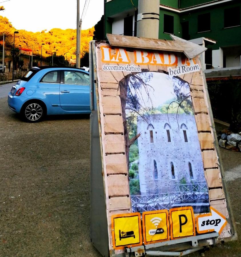 墨西拿 La Badia酒店 外观 照片